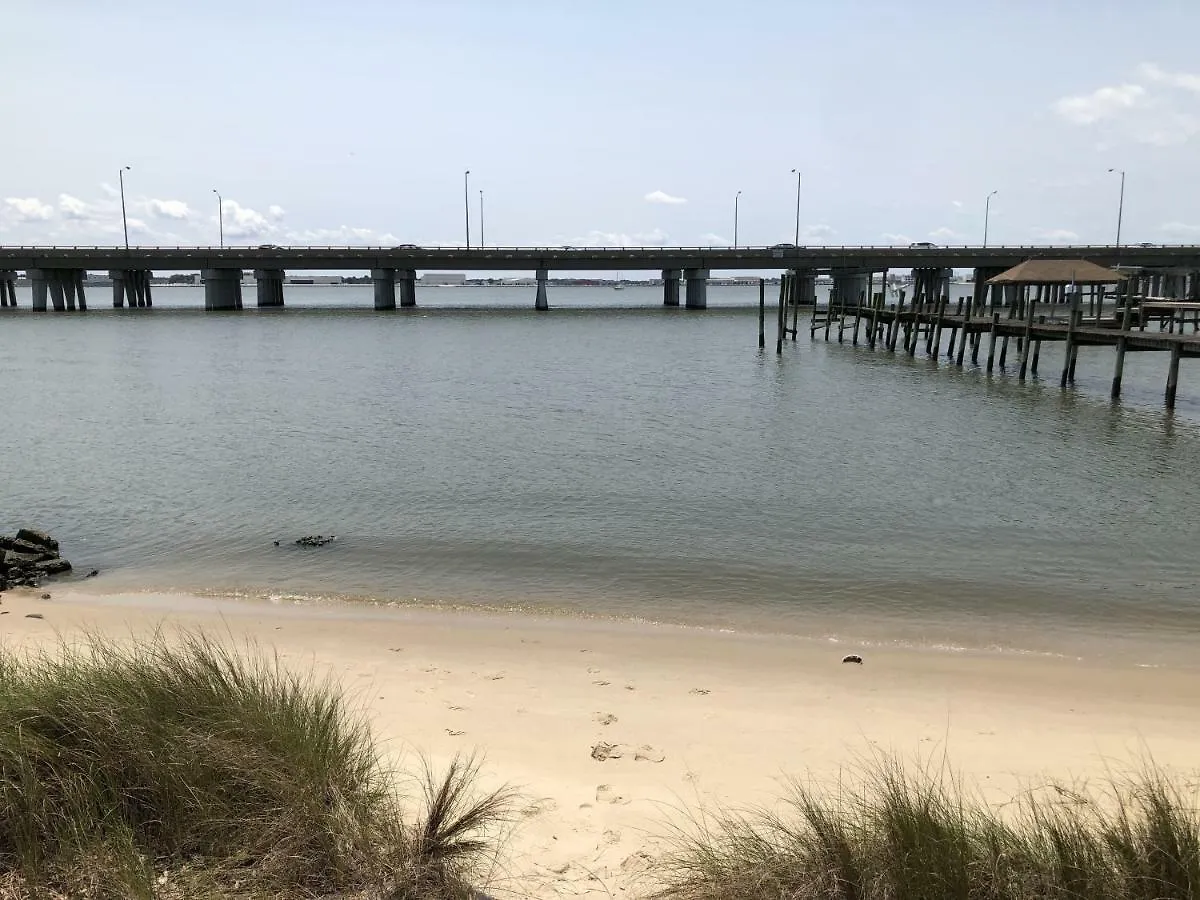 Harbor Delight On The Bay - Private Sandy Beach! Home Norfolk 0*,