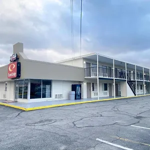 2* Hotel Econo Airport